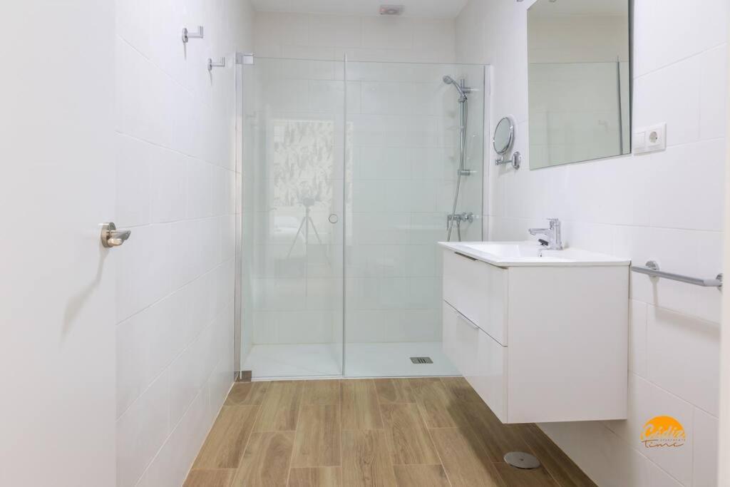 Mar De La Vina - Free Parking By Time Appartement Cadix
